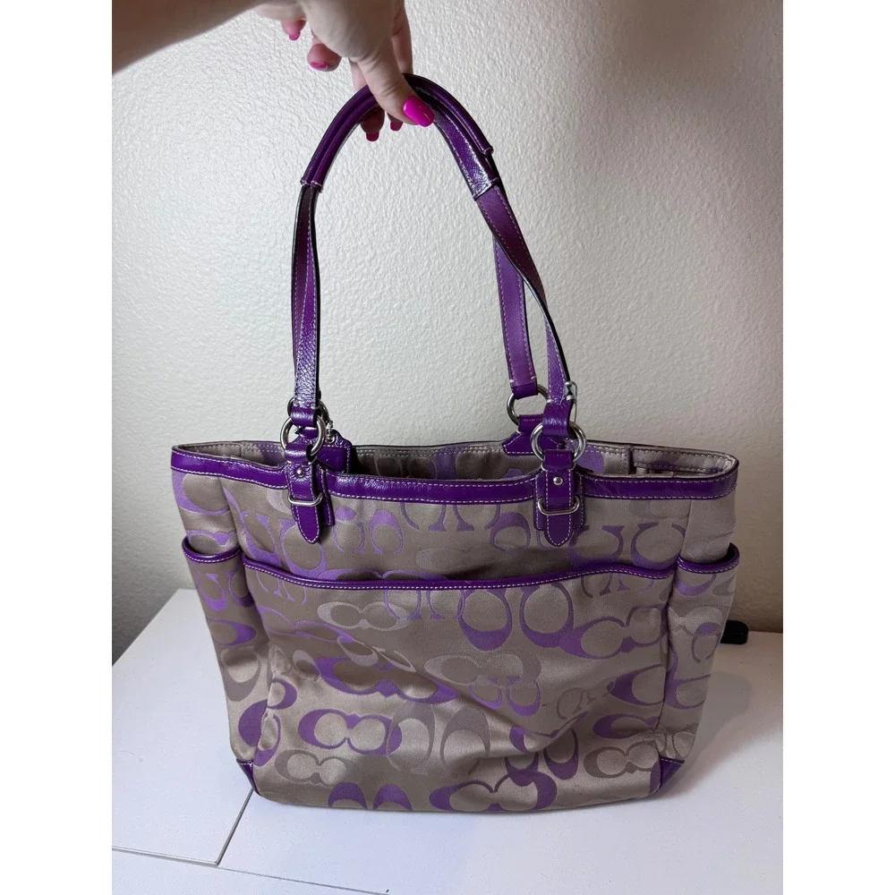 Y2K Coach Signature Tote Bag Women Purple Tan Monogram Patent Trim Aesthetic - Picture 2 of 12
